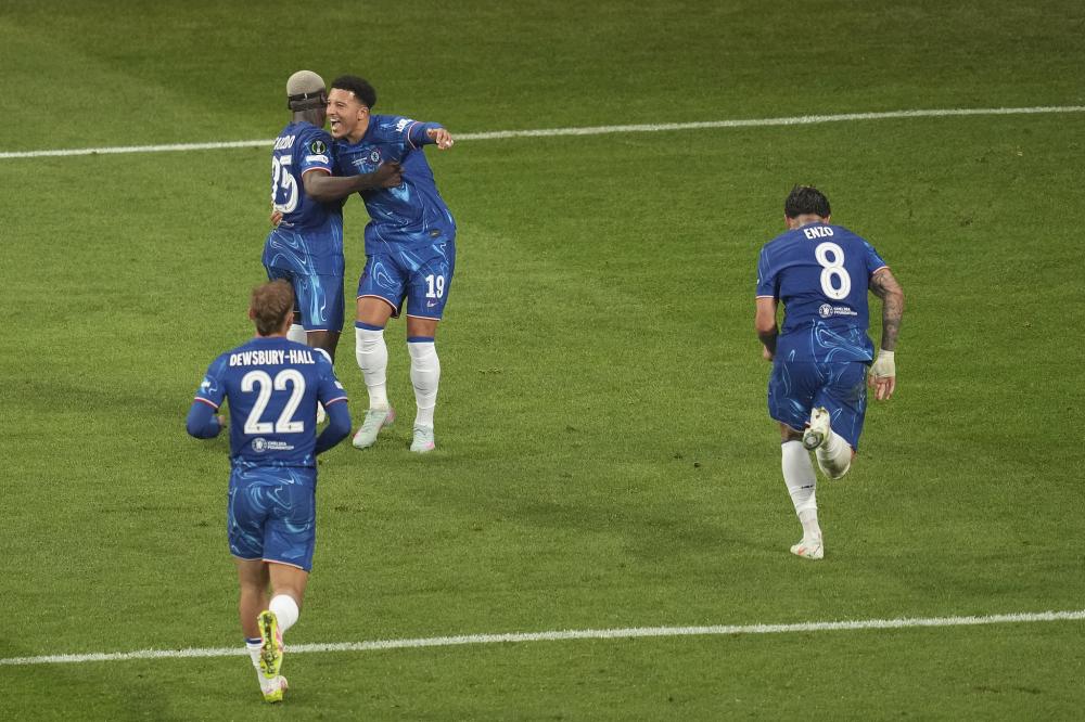 曼城3-0对了，意甲拉齐奥vs博洛尼亚：我预测1-1、0-1，看好小